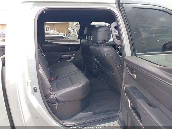 2025 TOYOTA TUNDRA SR5