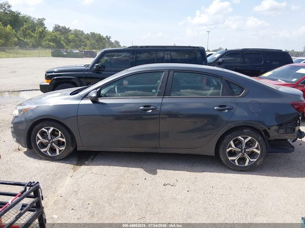 2021 KIA FORTE LXS