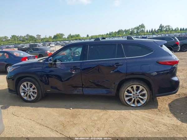 2023 TOYOTA HIGHLANDER