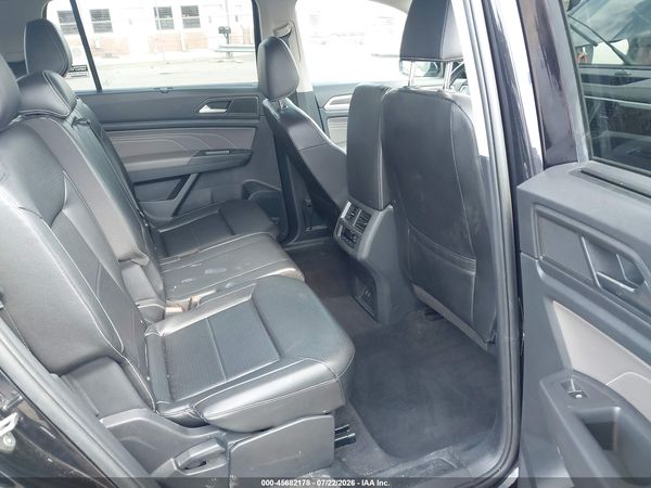 2021 VOLKSWAGEN ATLAS 3.6L V6 SE W/TECHNOLOGY — I8