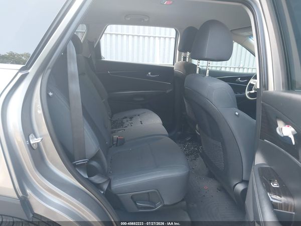 2019 KIA SORENTO 2.4L LX