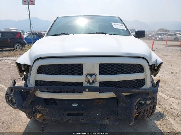 2017 RAM 1500 EXPRESS  4X4 6'4 BOX
