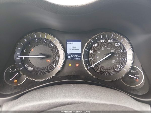 2017 INFINITI Q70 3.7