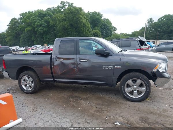 2017 RAM 1500 BIG HORN  4X4 6'4 BOX