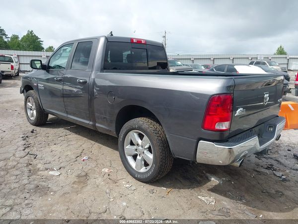 2017 RAM 1500 BIG HORN  4X4 6'4 BOX