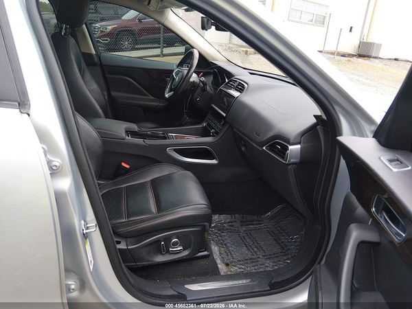 2020 JAGUAR F-PACE