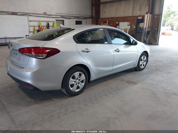 2017 KIA FORTE LX