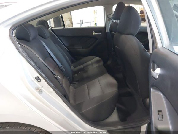 2017 KIA FORTE LX