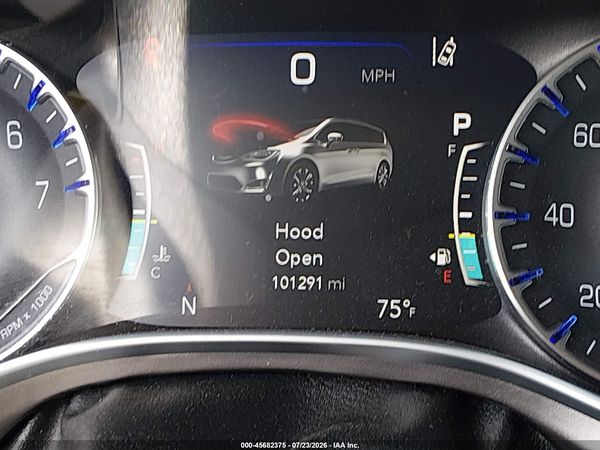 2018 CHRYSLER PACIFICA LIMITED — I118
