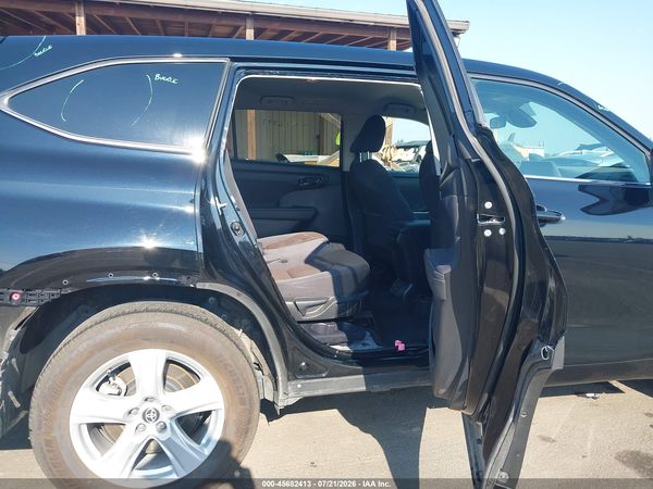 2025 TOYOTA HIGHLANDER LE