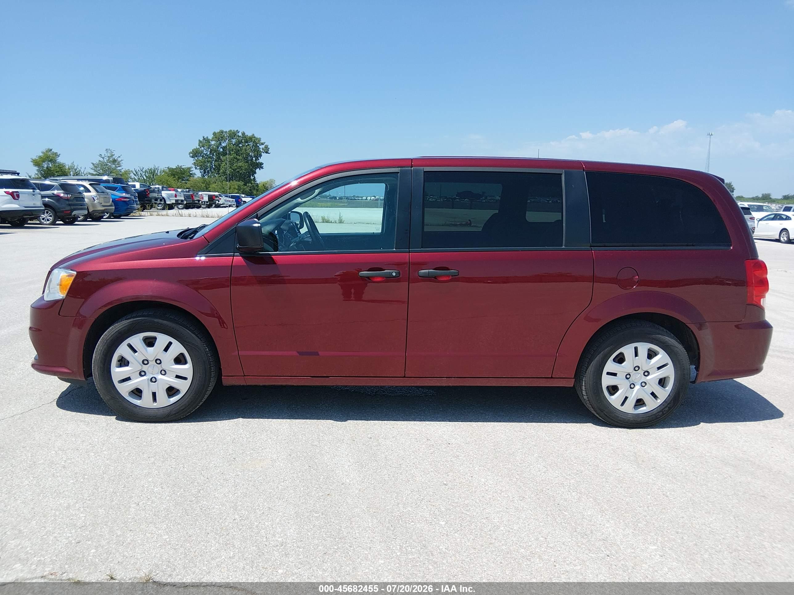 2019 DODGE GRAND CARAVAN SE