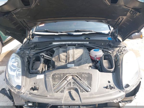 2015 PORSCHE MACAN S