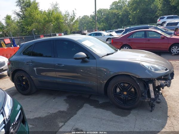 2015 PORSCHE MACAN S