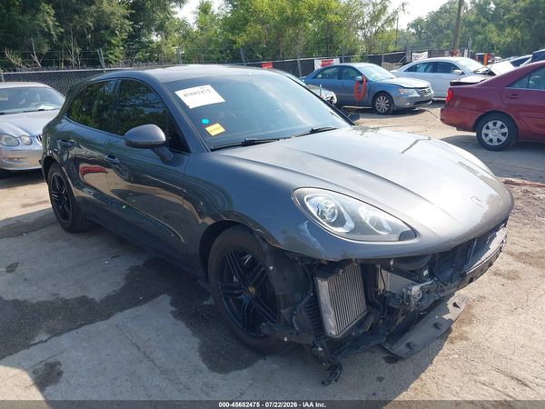 2015 PORSCHE MACAN S