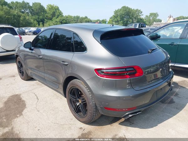 2015 PORSCHE MACAN S