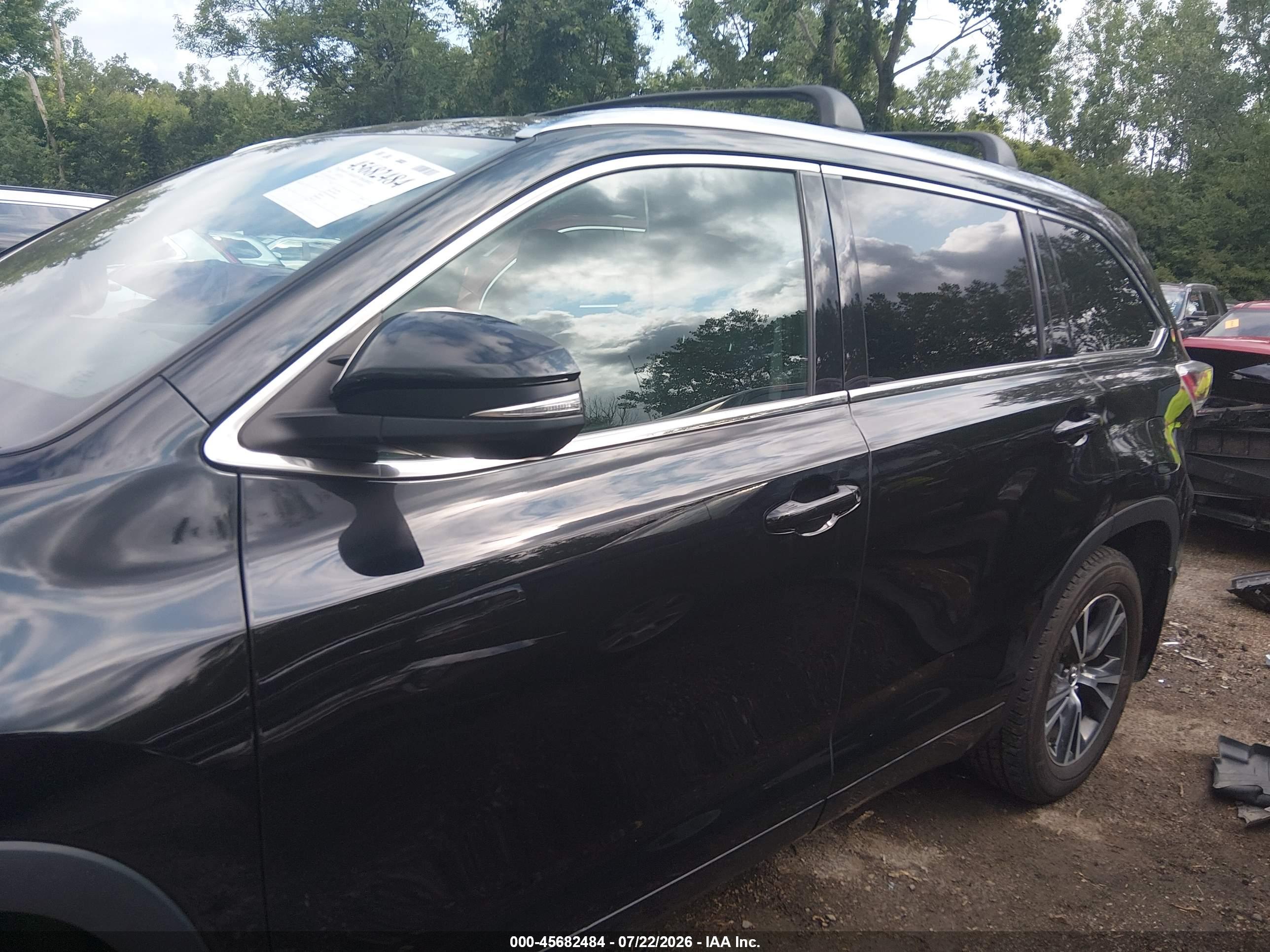 2016 TOYOTA HIGHLANDER XLE V6