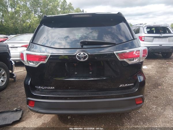2016 TOYOTA HIGHLANDER XLE V6
