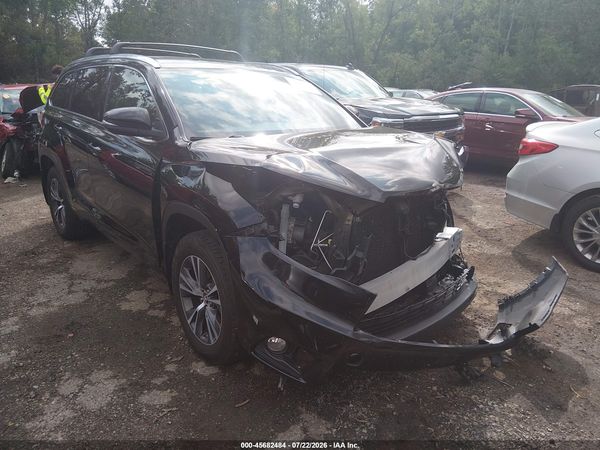 2016 TOYOTA HIGHLANDER XLE V6