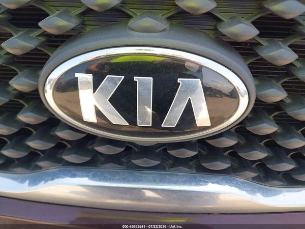 2017 KIA SORENTO 2.4L LX