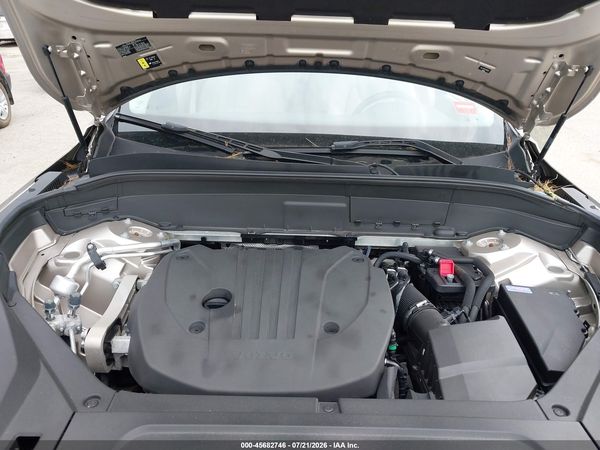 2023 VOLVO XC90 B5 CORE