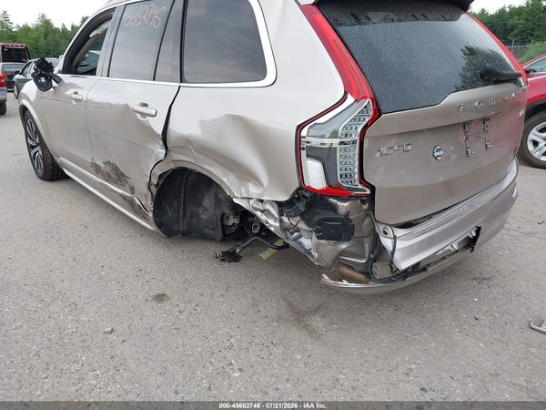 2023 VOLVO XC90 B5 CORE