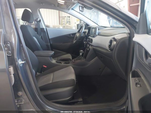 2020 HYUNDAI KONA SE