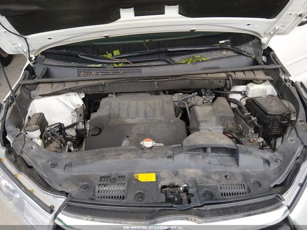 2016 TOYOTA HIGHLANDER XLE V6