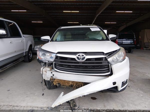 2016 TOYOTA HIGHLANDER XLE V6