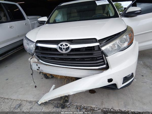 2016 TOYOTA HIGHLANDER XLE V6