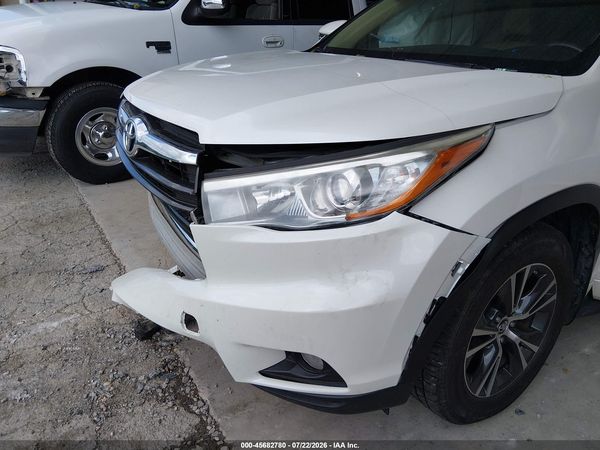 2016 TOYOTA HIGHLANDER XLE V6