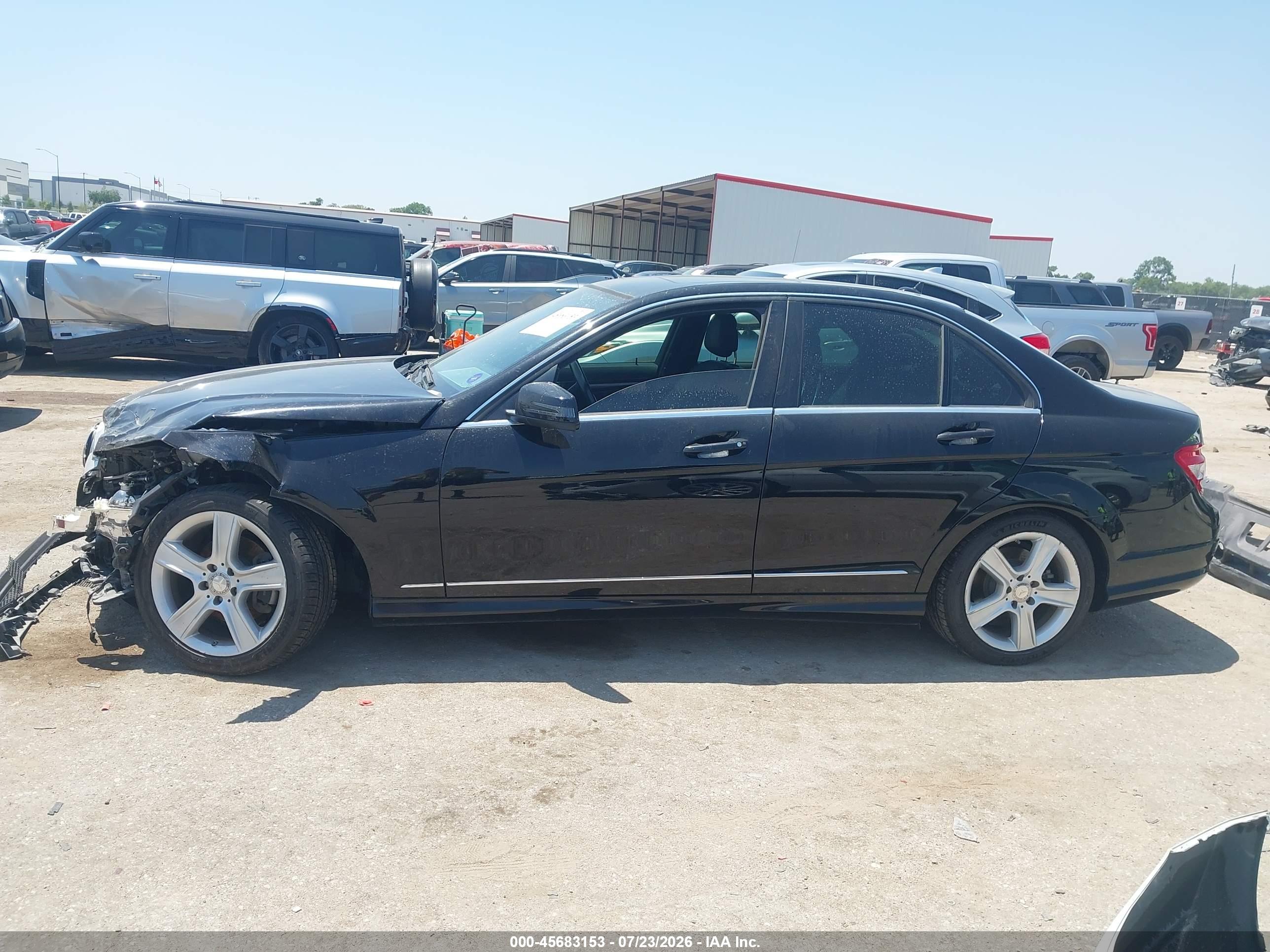 2011 MERCEDES-BENZ C 300 C300