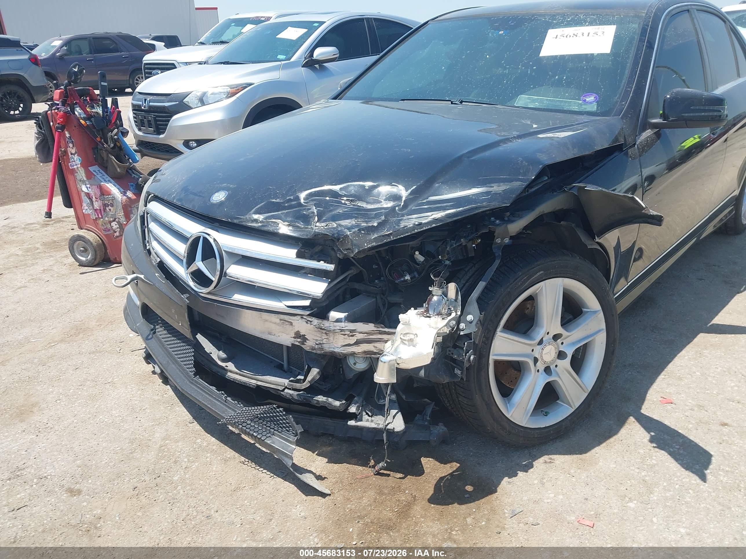 2011 MERCEDES-BENZ C 300 C300