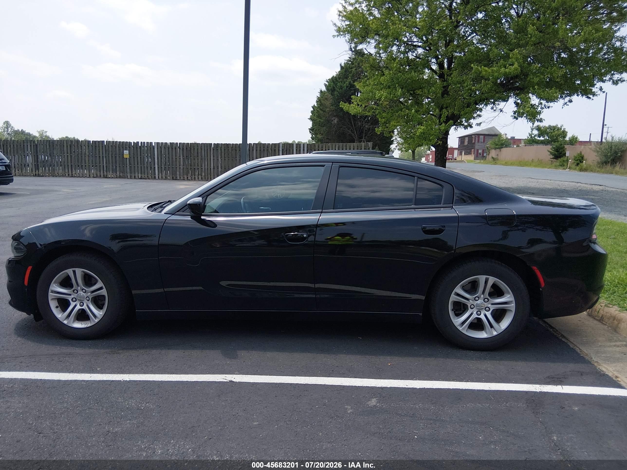 2020 DODGE CHARGER SXT RWD