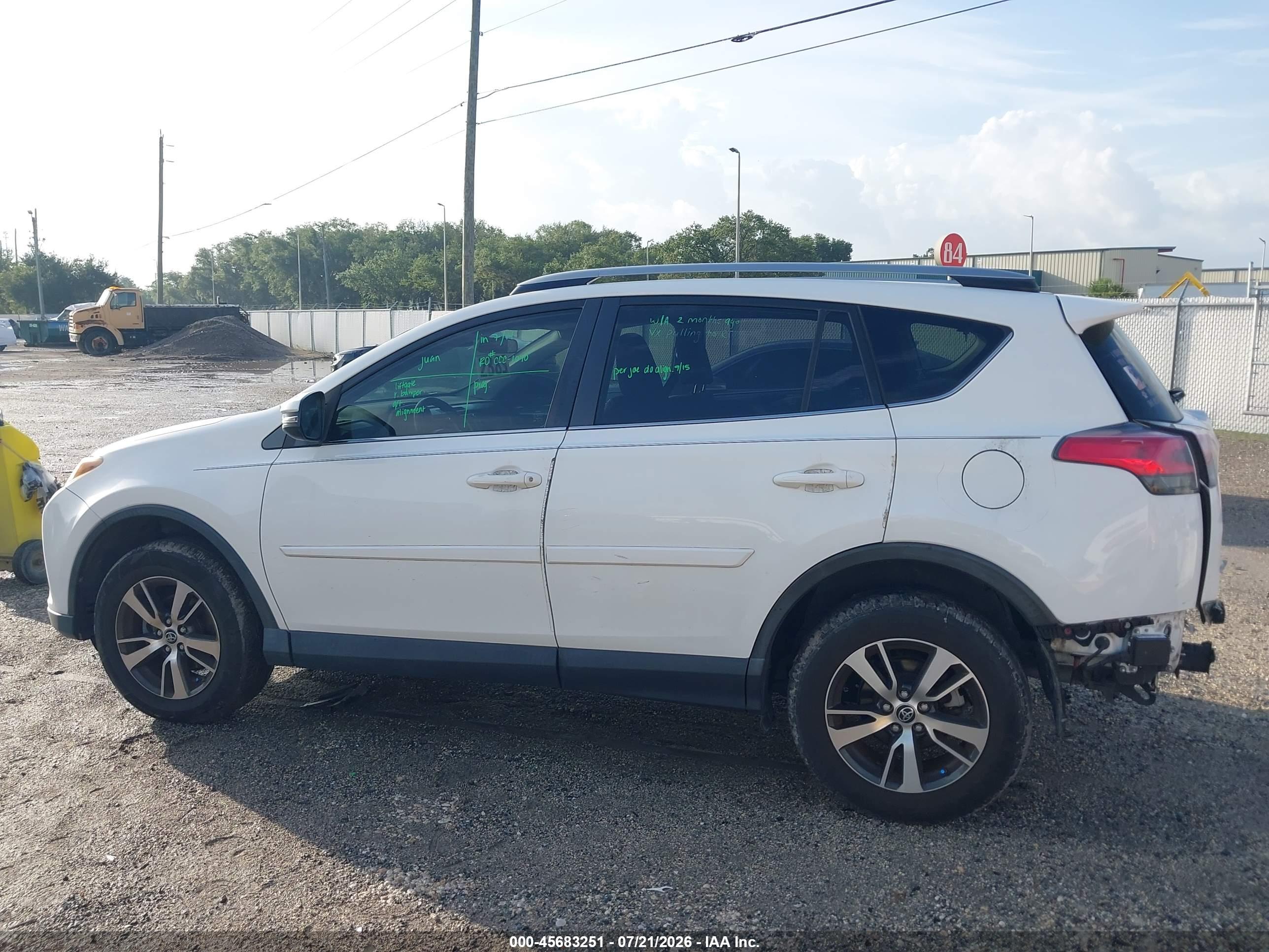 2018 TOYOTA RAV4 XLE