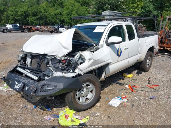 2016 TOYOTA TACOMA SR