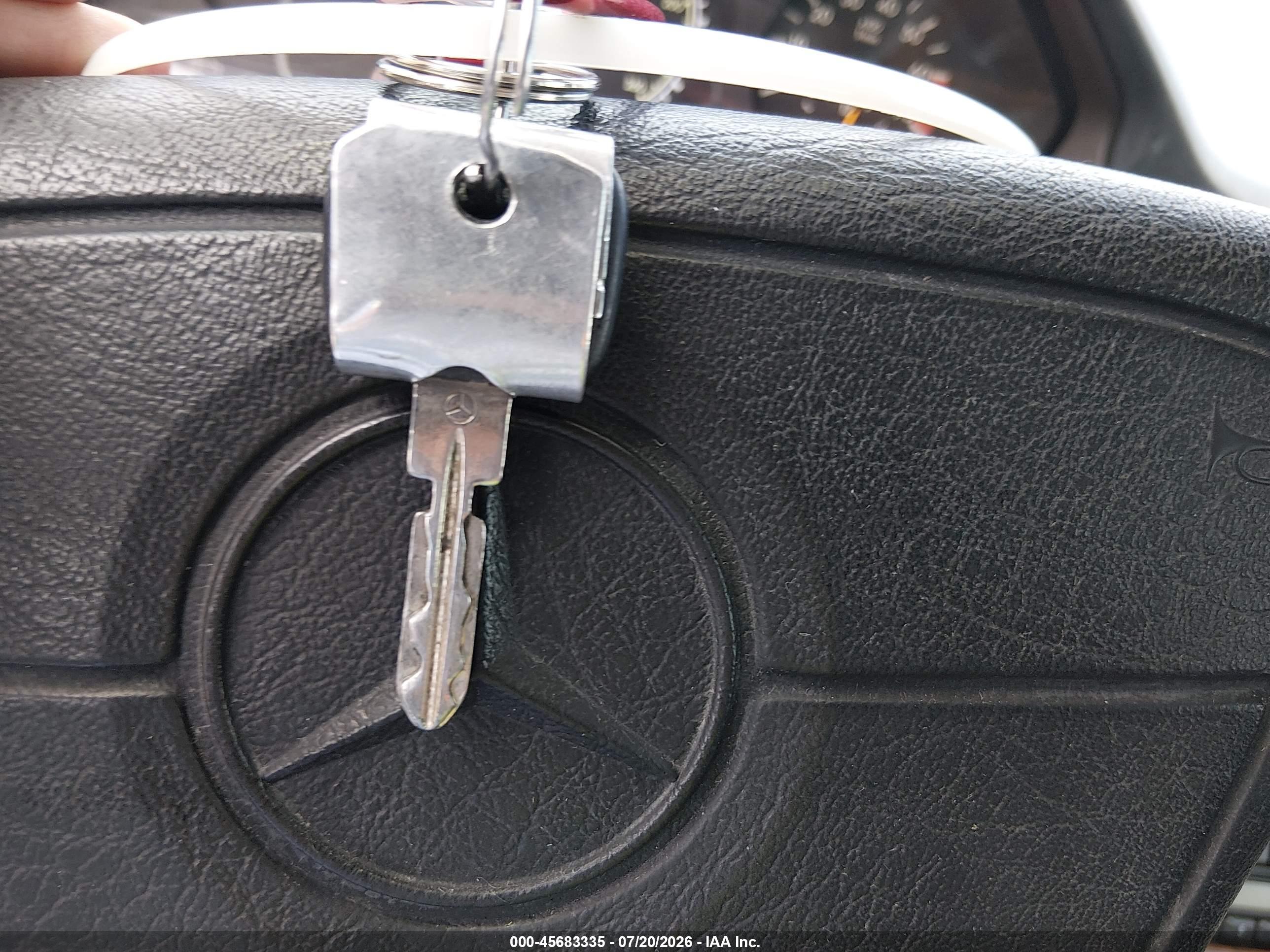 1994 MERCEDES-BENZ E E420 124