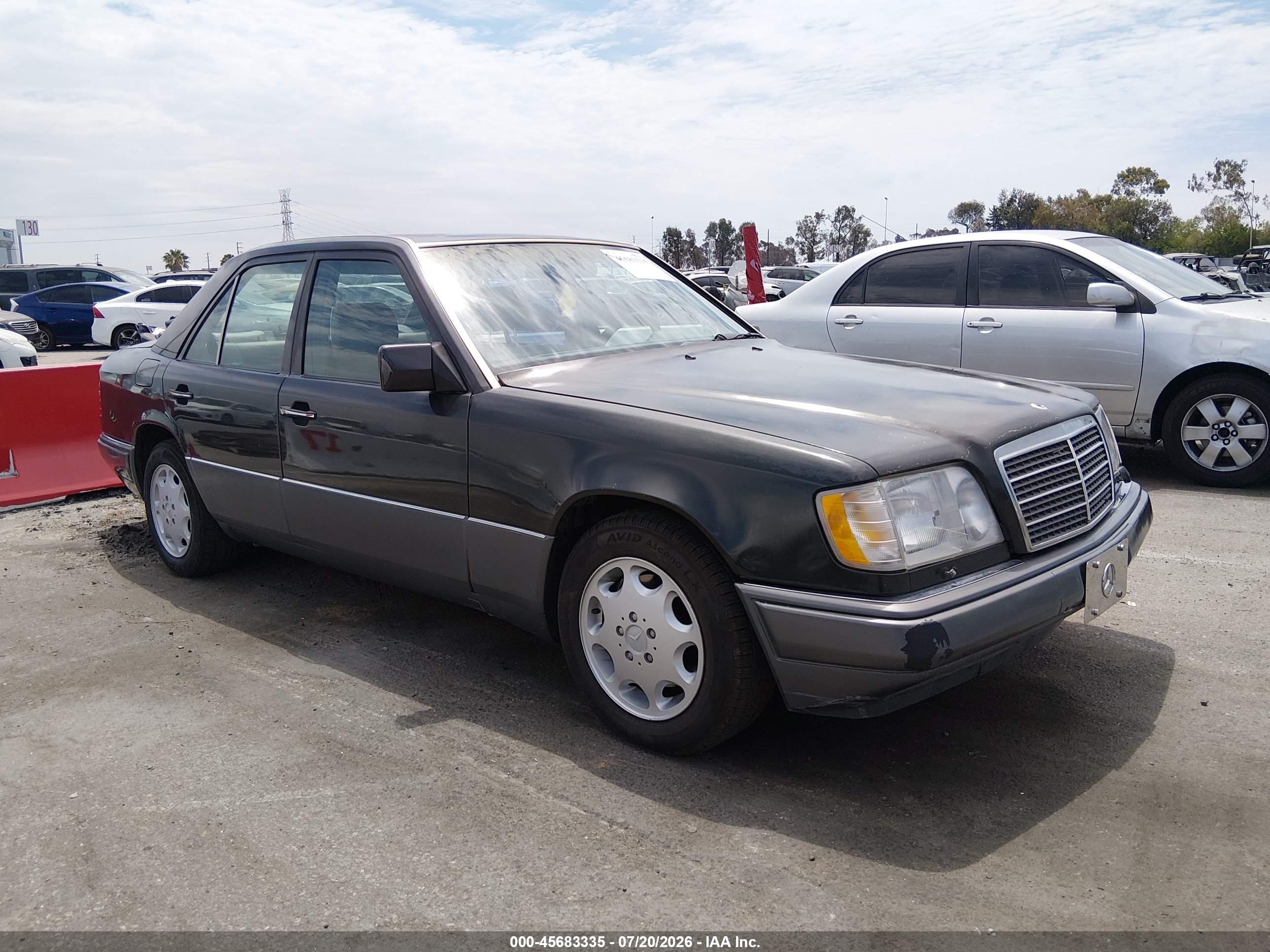 1994 MERCEDES-BENZ E E420 124