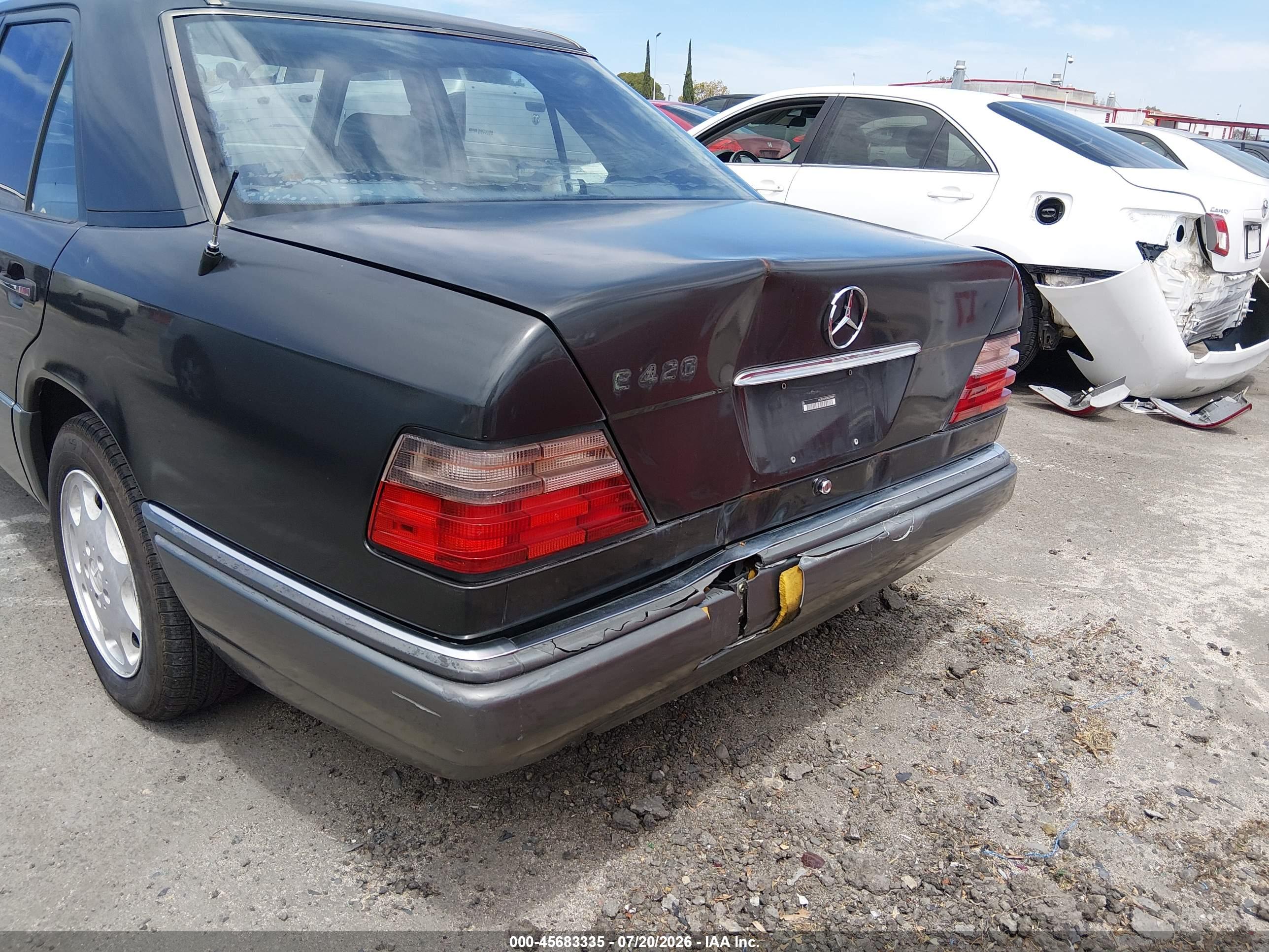 1994 MERCEDES-BENZ E E420 124