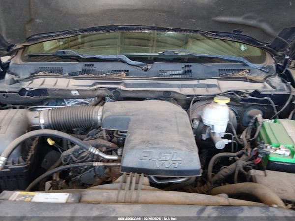 2019 RAM 1500 CLASSIC TRADESMAN  4X2 8' BOX