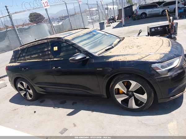 2022 AUDI E-TRON PREMIUM PLUS QUATTRO