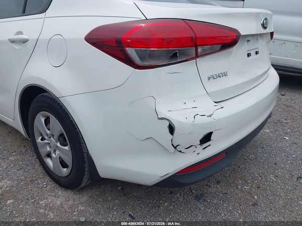 2017 KIA FORTE LX