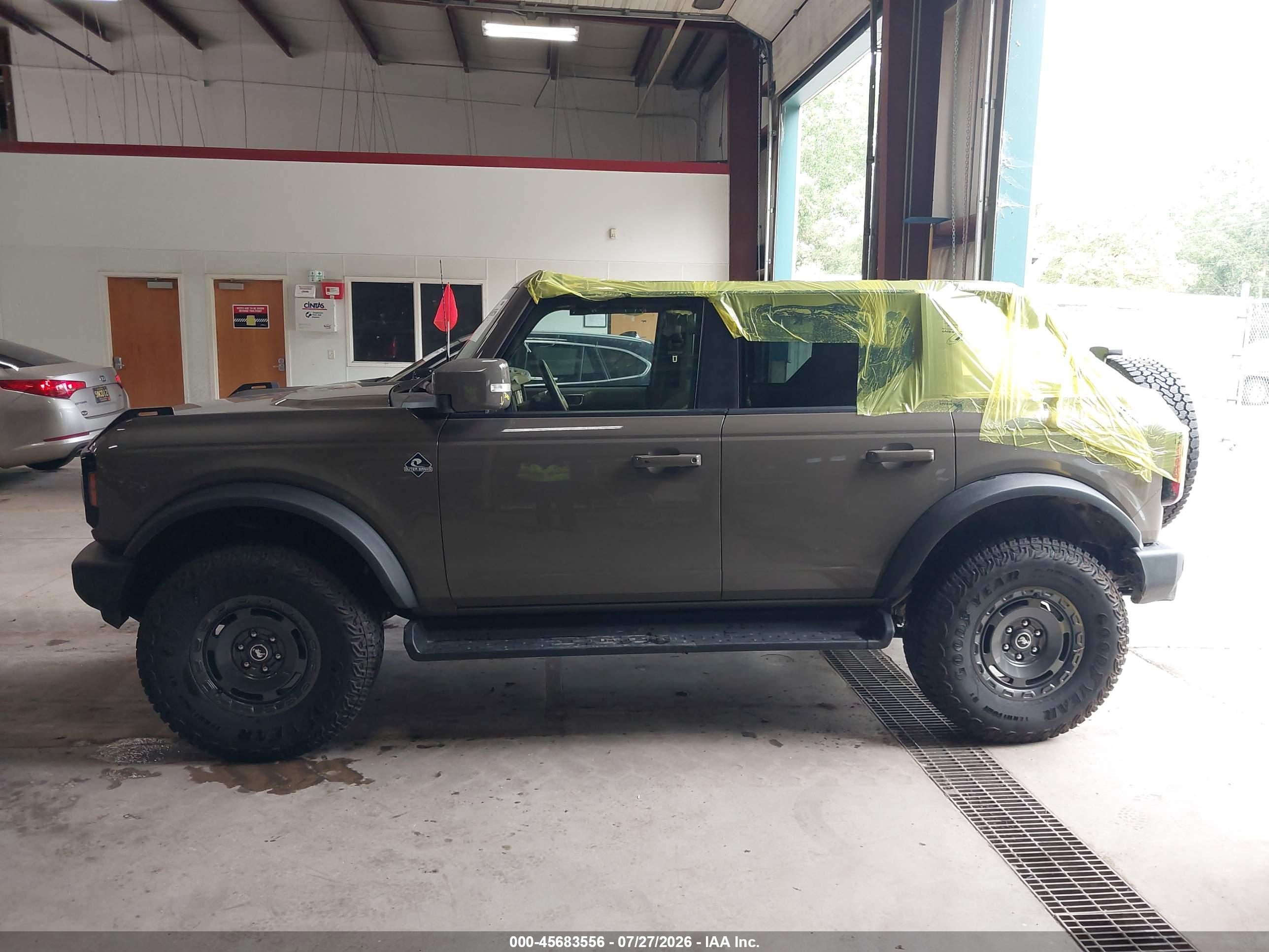 2025 FORD BRONCO OUTER BANKS