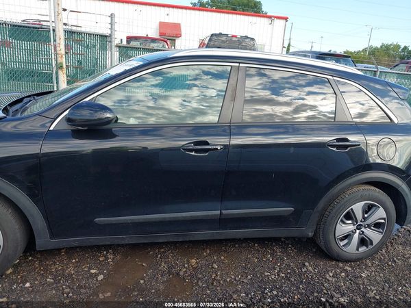 2019 KIA NIRO LX