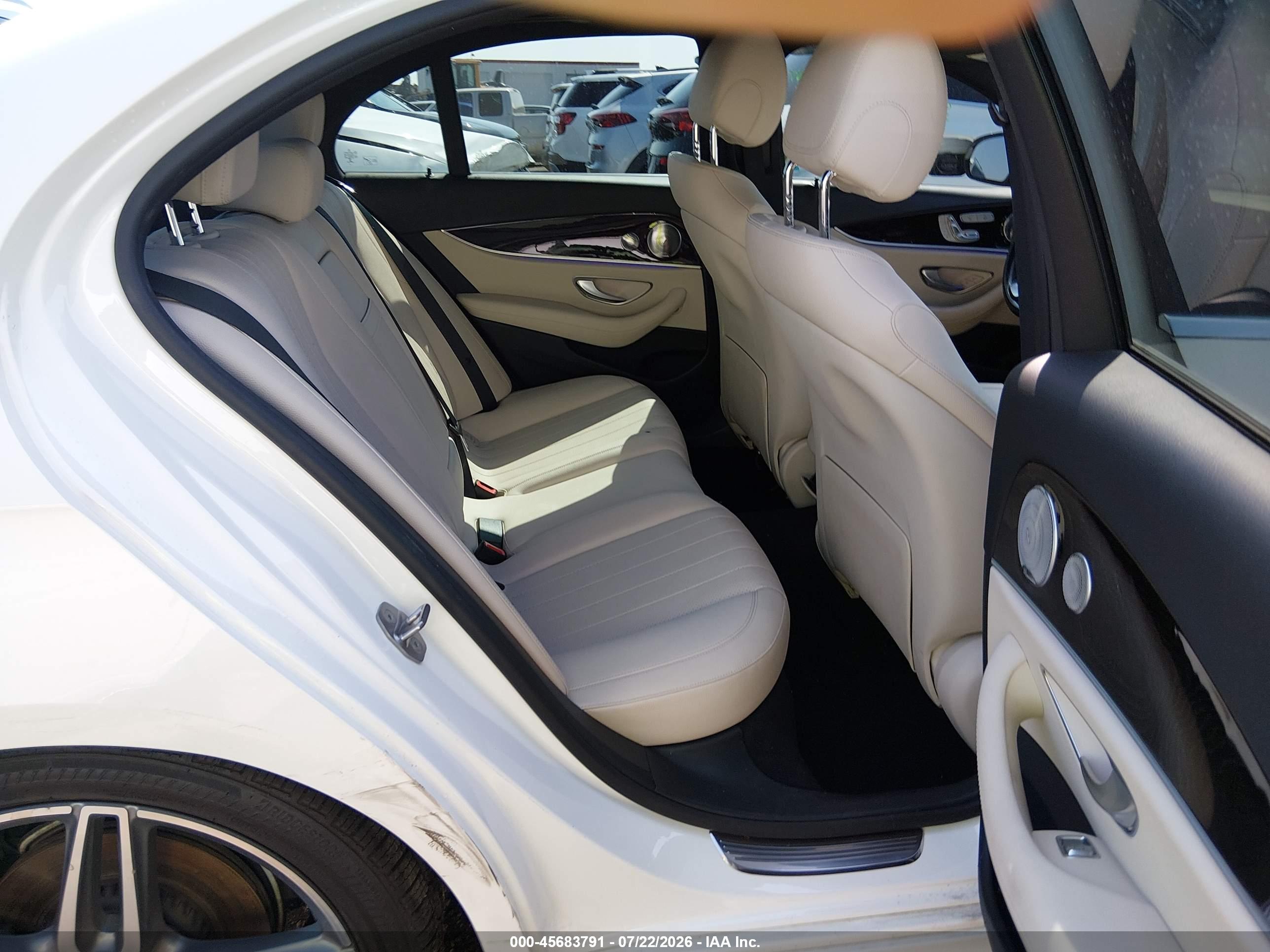 2017 MERCEDES-BENZ E 300 E300