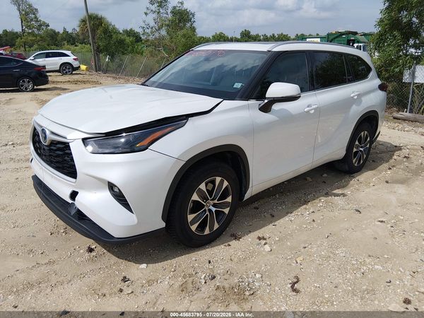 2022 TOYOTA HIGHLANDER