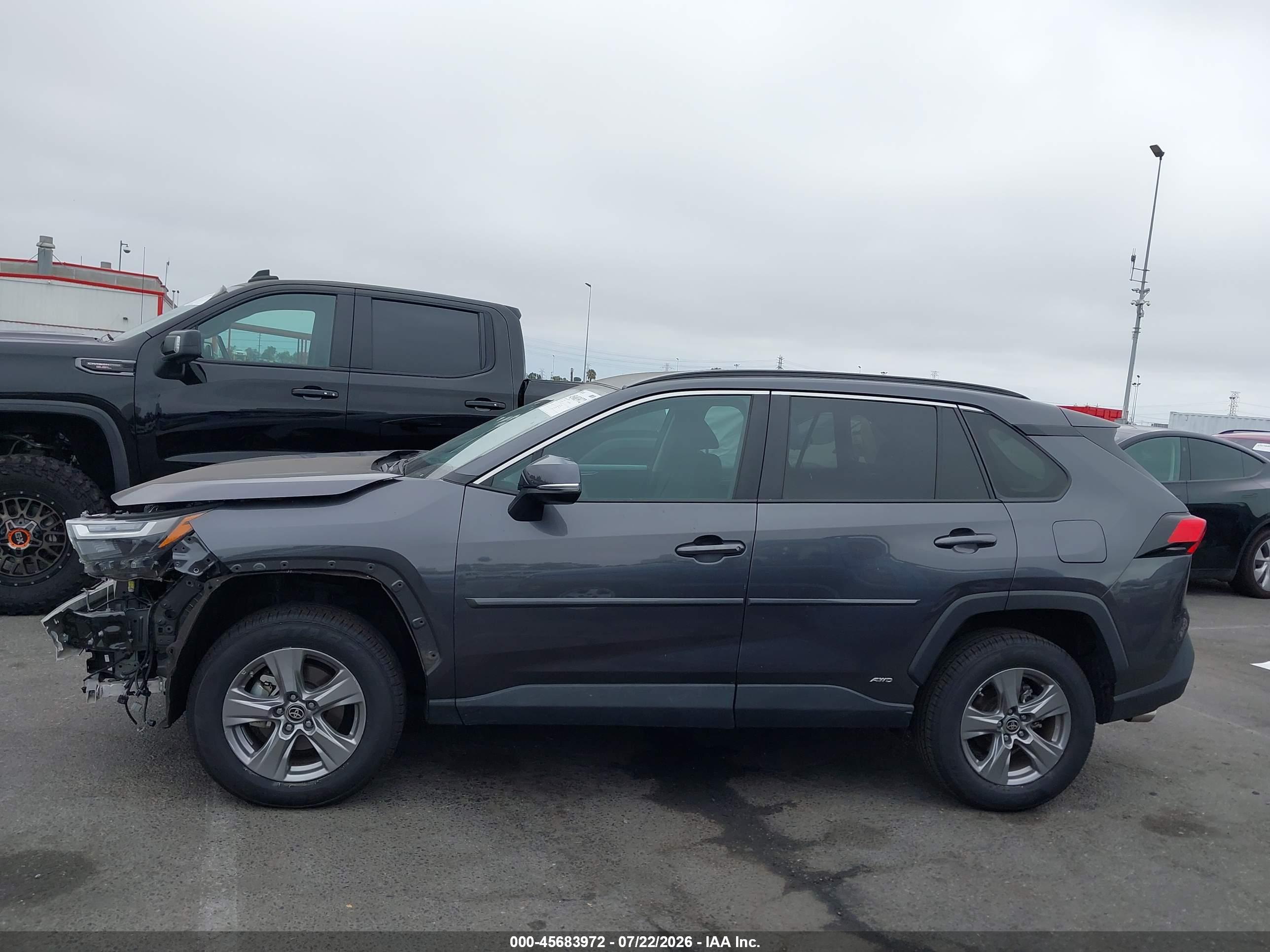 2023 TOYOTA RAV4 HYBRID LE
