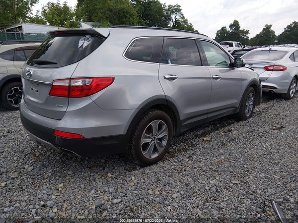 2016 HYUNDAI SANTA FE SE