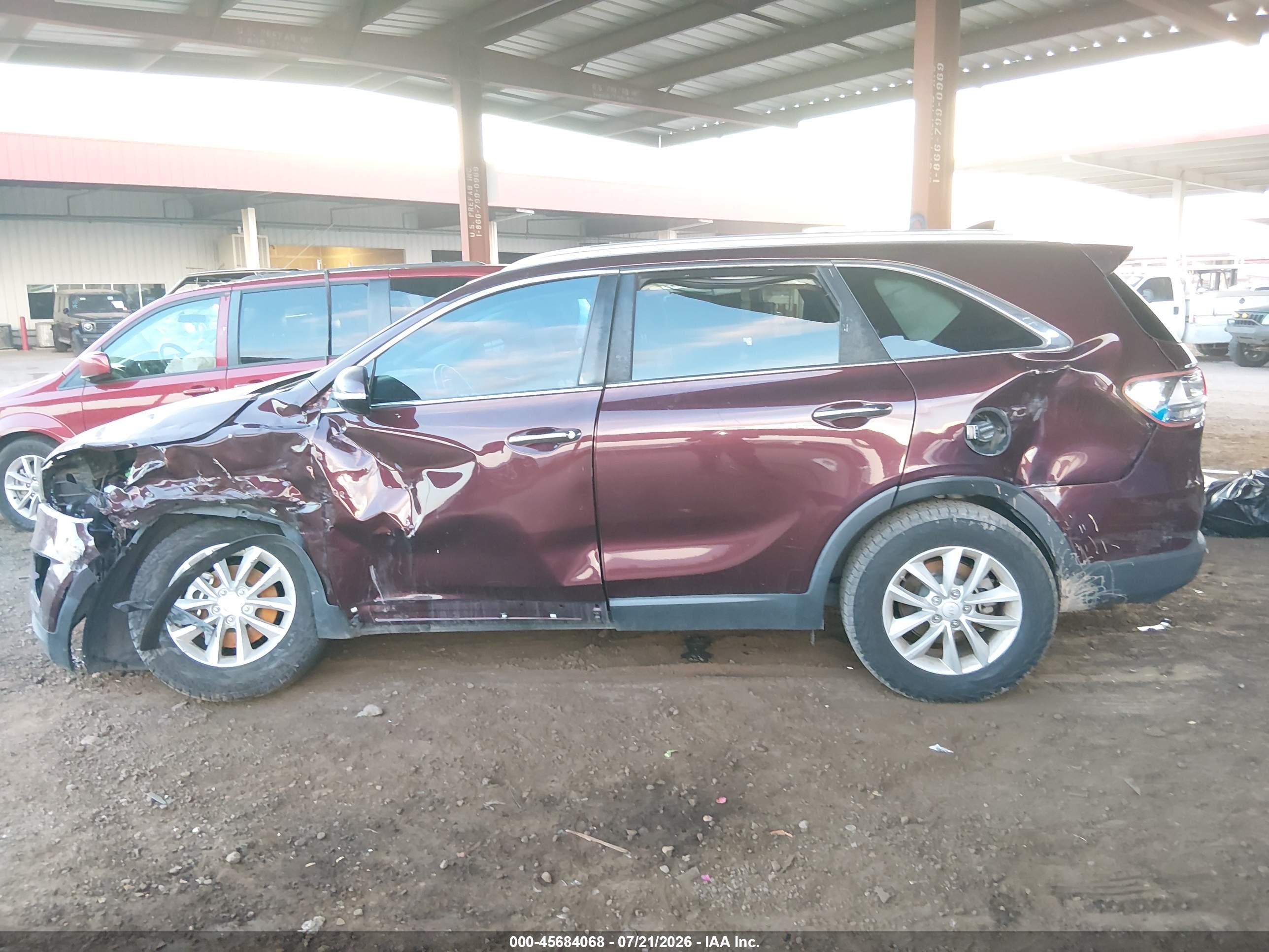 2017 KIA SORENTO 2.4L LX