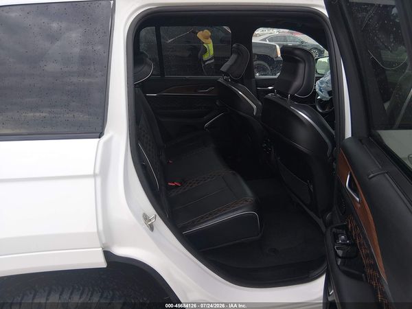 2023 JEEP GRAND CHEROKEE 4XE SUMMIT