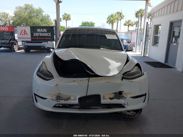 2020 TESLA MODEL Y